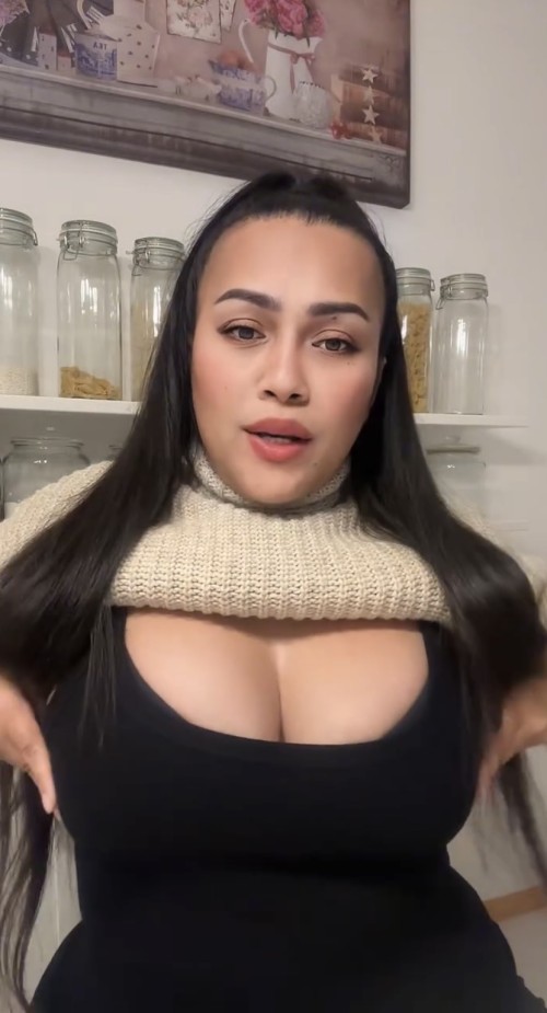 1888E332 E026 4B42 B6C5 83848B144ED7