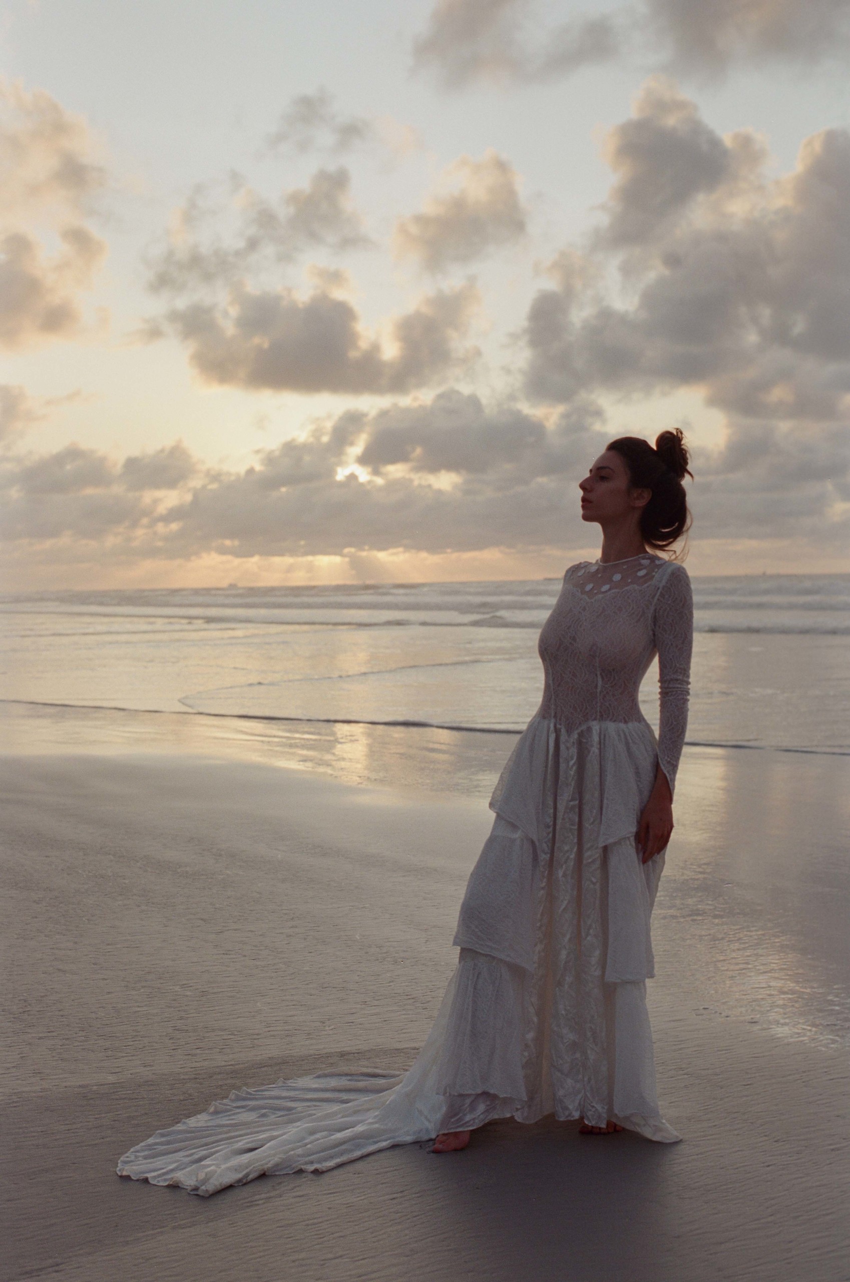 heloisa-vecchio-isa-reda-ilha-250d-vestido-7-1698x2560.jpg