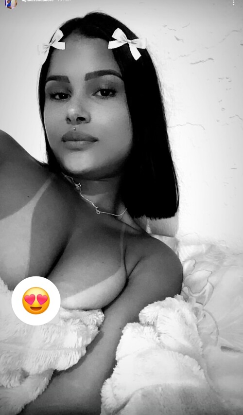 Agatha laiz (agathasouzaofc) Agatha sousa