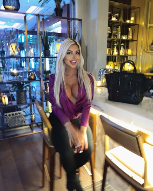 6519088d7601d3ec98d0abcb3babef9a.jpg