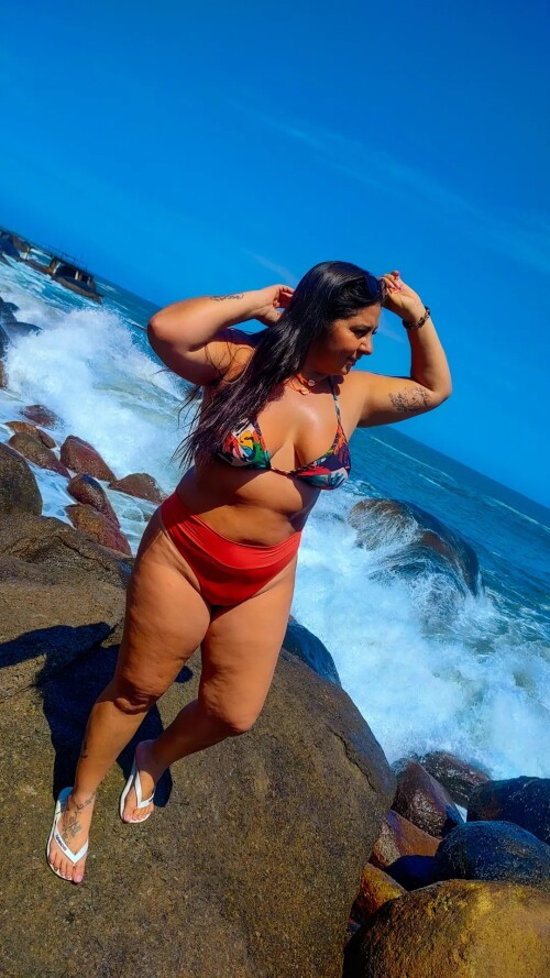 69f81b67bf704f4918dd121168d587f5.jpg