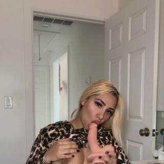 7215b83fd2abb2647a2636521eb4683f