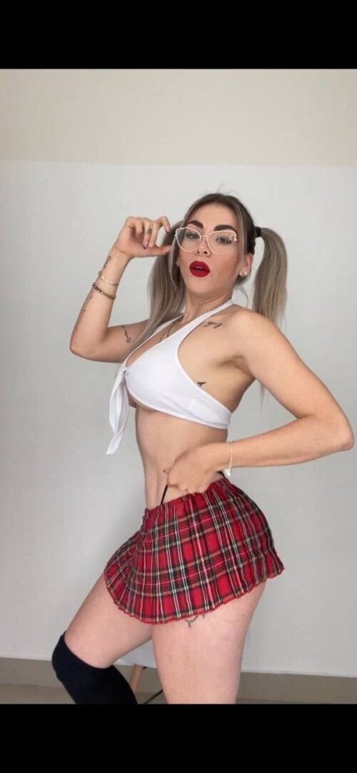 7576e1d95ef03d193ff340de8b7c231e.jpg