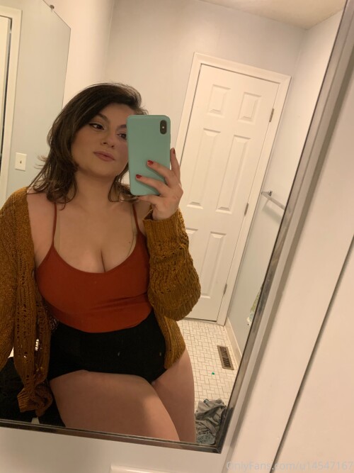 3024x4032 e3f76073458196f0ea681e965767a77c