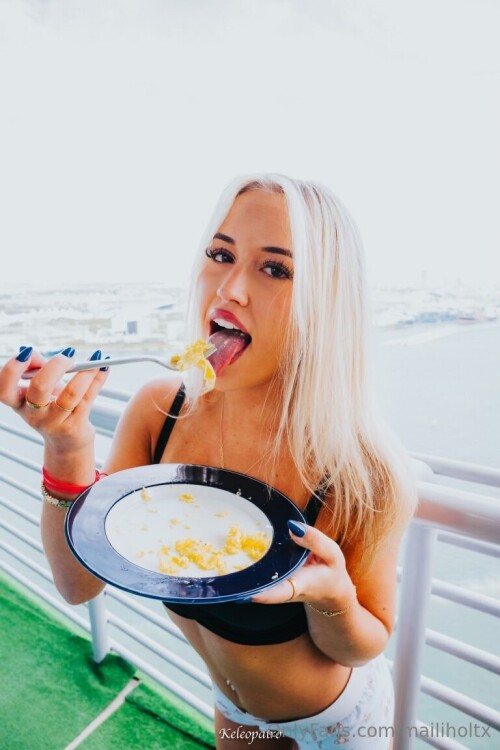 768x1152 ad003b1597d06387629f3f87aa6b30e8