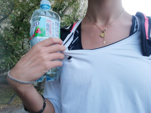 85d7e0c64e5efd8d7b16741630bff9fe.jpg