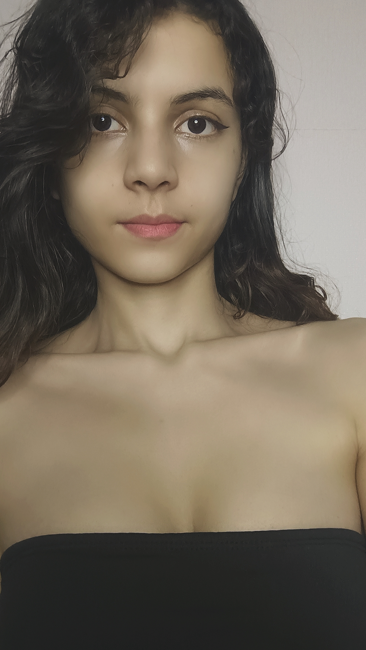 AirBrush_20241116143932.jpg