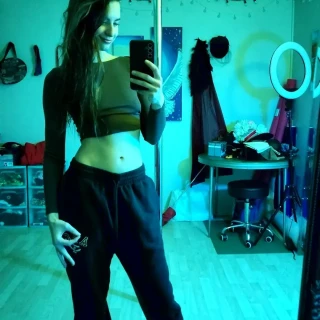 RDT_20241112_06145126700019561260400406a4b2987d939e33