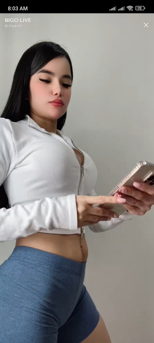 Screenshot_2024-11-02-08-03-24-590_sg.bigo.live8c304744498217a4.jpg
