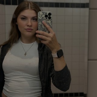 Screenshot_20241107_224021_Samsung-Internet62523e3e465d5338