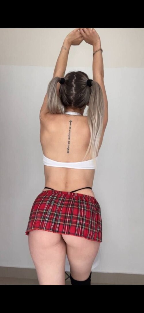 aa1bdc6f8e119fe41e75e9a32f6d713d.jpg