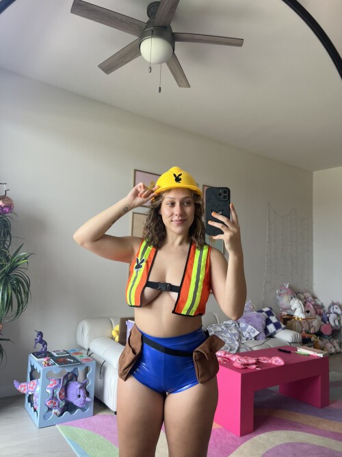 aa3b6452598a5aaf701611104f4a923a.jpeg