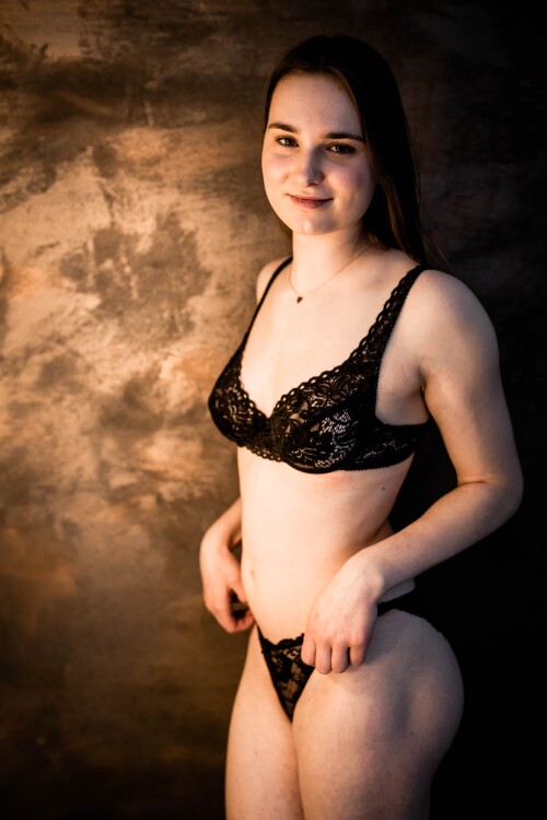 b7ba6872ca3eb3b2c6f6308d37998c08.jpg