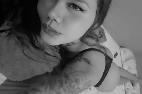 bc762610d9348f2ebe12206caa0db516.jpg