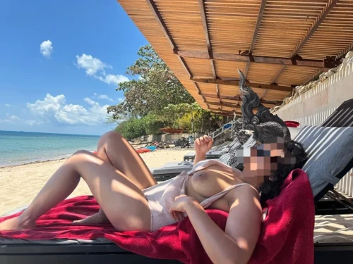beach-vibes-v0-hxqxn40pxbsc1179653afe550fa63.webp