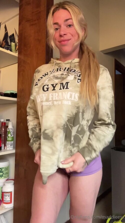 760x1352 b33181bb359d55bf28b41c181891d37e frame 0