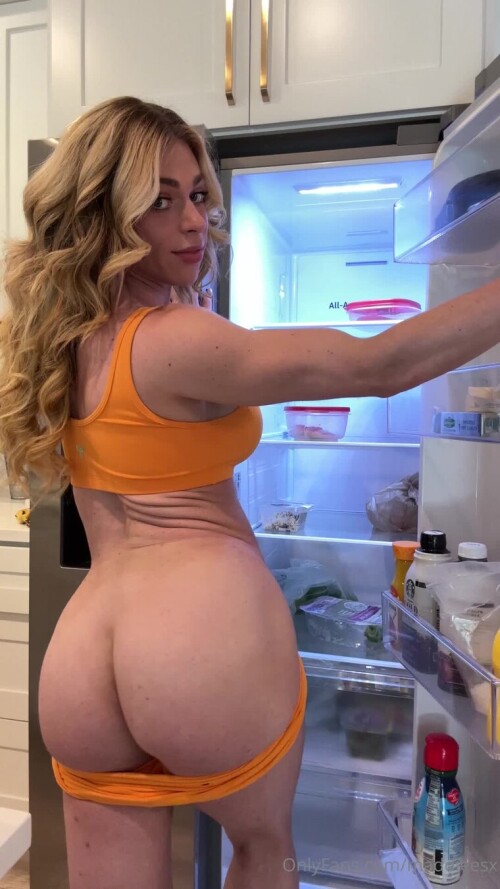 760x1352 edae344e037700b5115ce26bf1aff37a frame 0