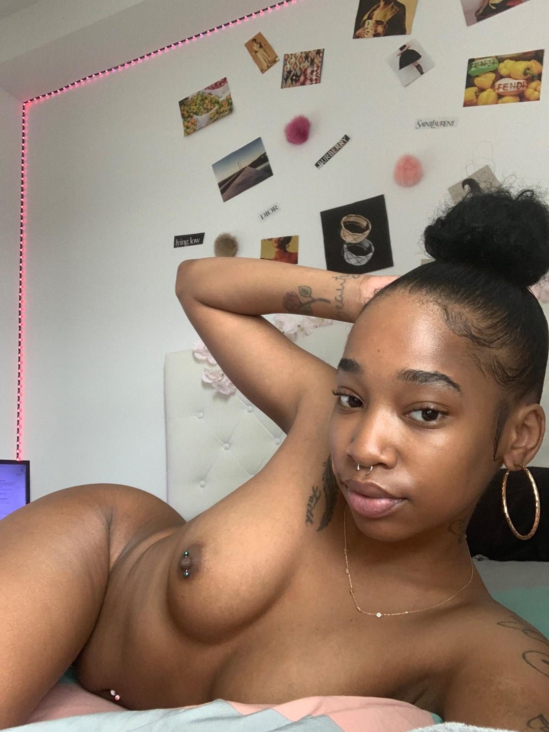 Asiaa_lingg/Asiaa_To_Lovely