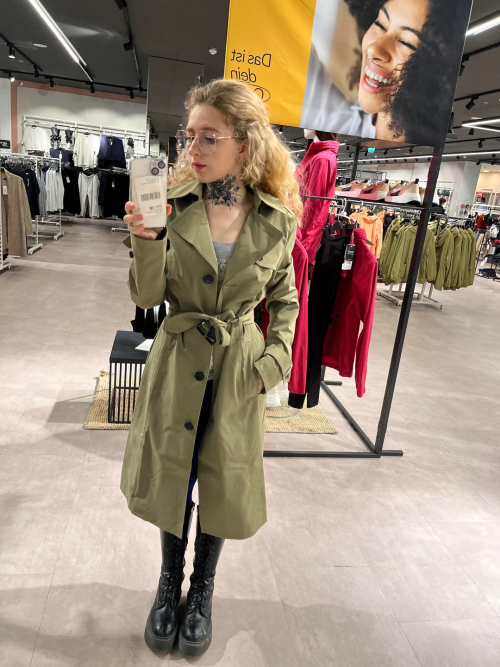 went-shopping-today-v0-sfgvdt6p4dnc1e3172805fd3b1eae.png