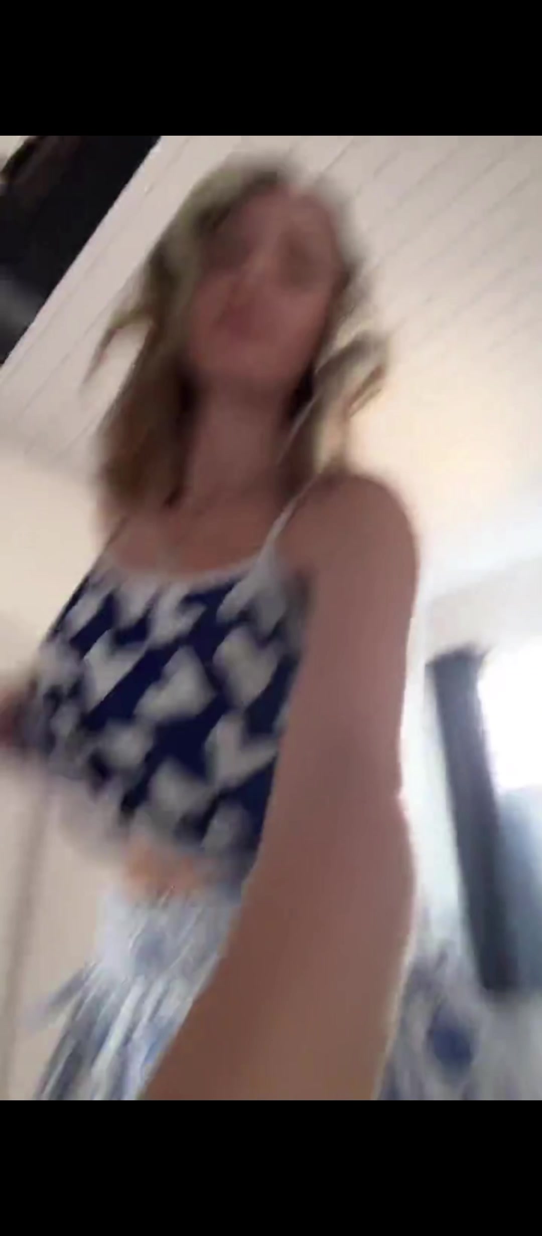 1000126961.mp4