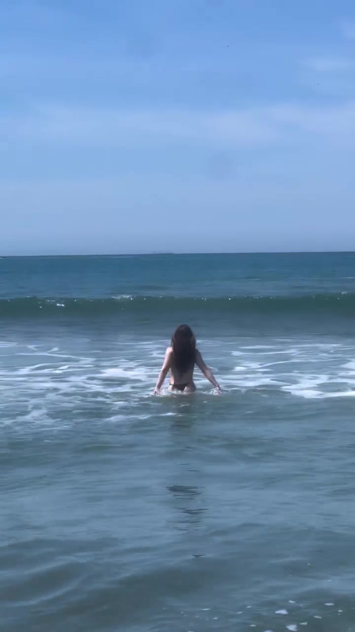 1000827411.mp4