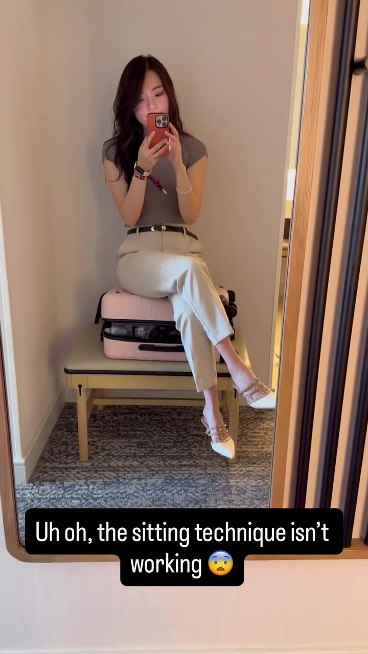 1627085313138753343.mp4