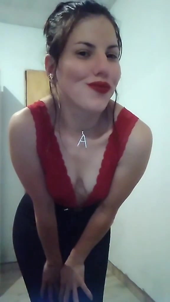 32f4ef2635d0406d890622cd1f80b826.mp4