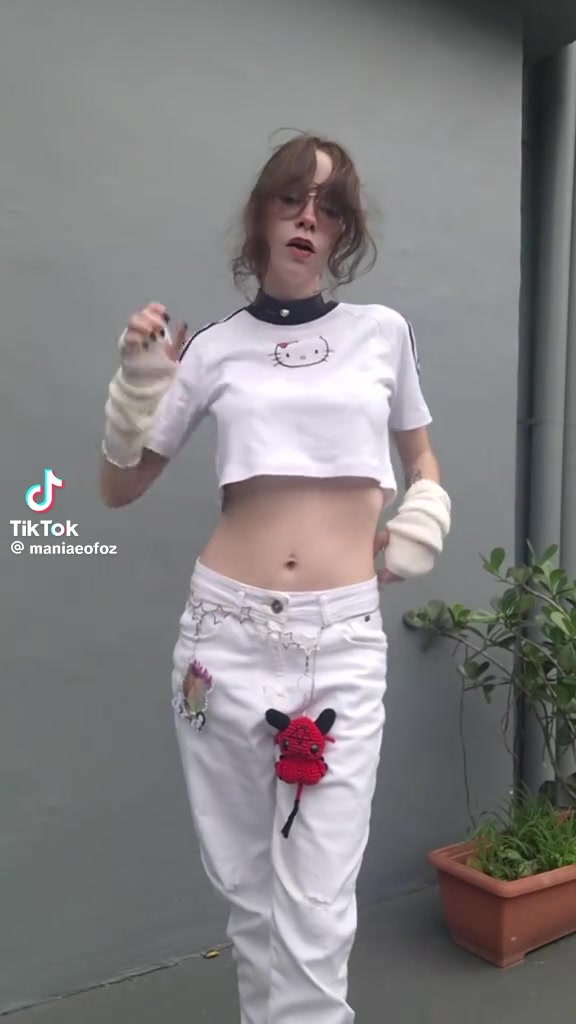 9bf9ad5262e524ba2d0ef6590de8e610.mp4