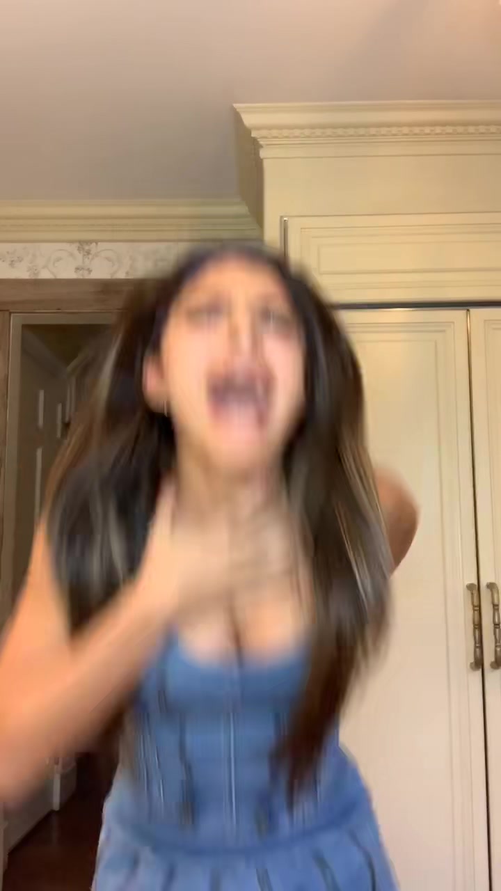 isabellafonte_1572281213_6752896365103156486.mp4