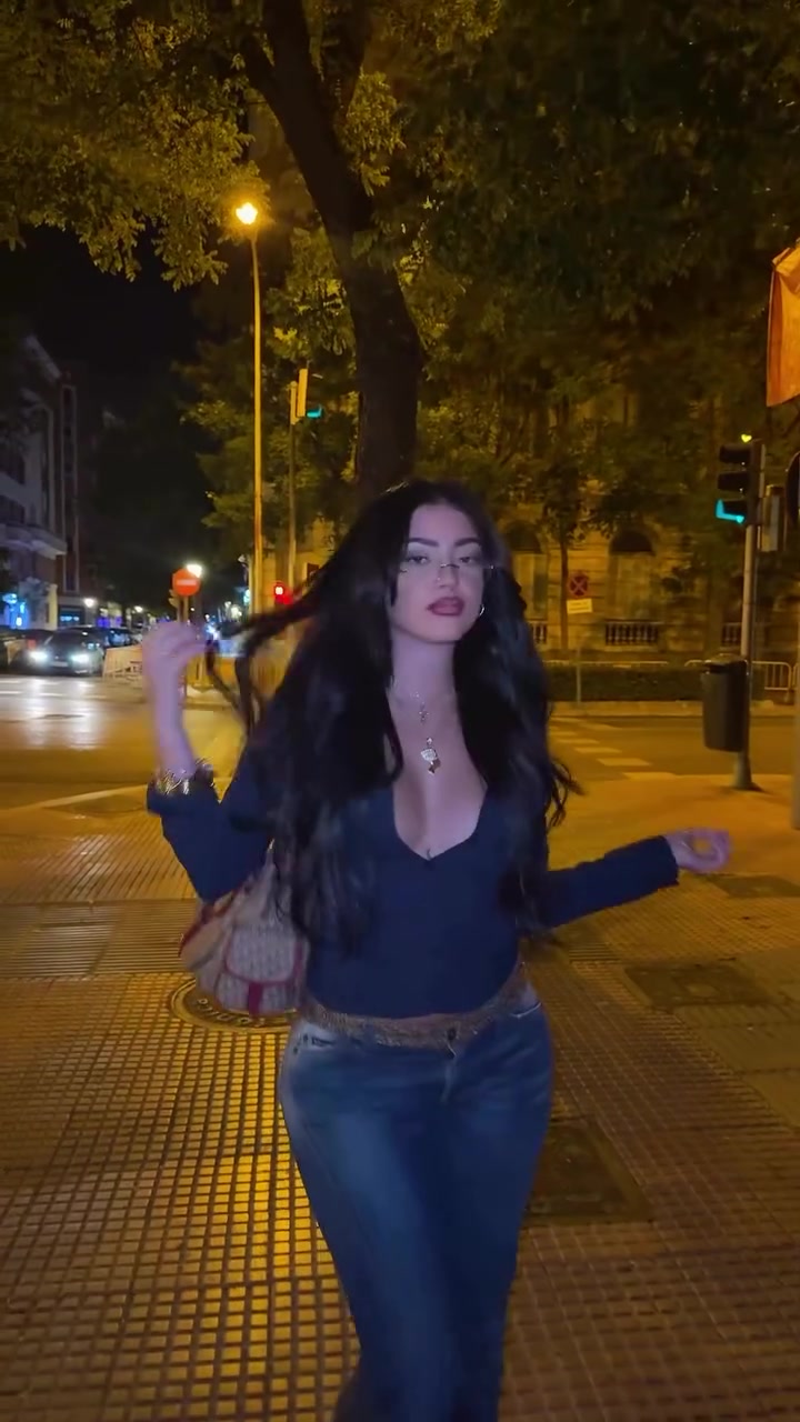 malu insta.mp4