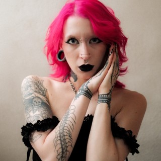 02-WEB-HISTORY-HD-MOH-_XE50386