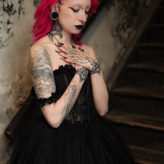 05-WEB-HISTORY-HD-MOH-_XE50621