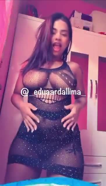 067a29050aafb56eee.mp4