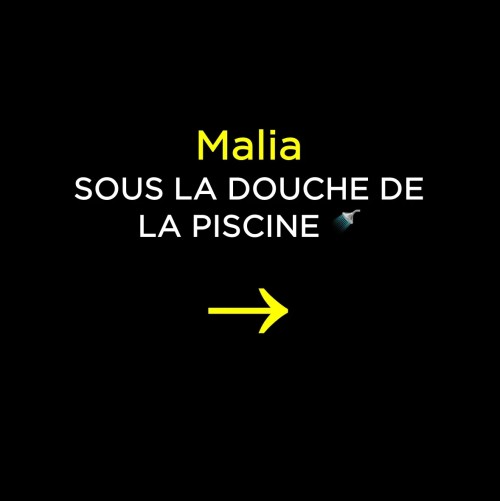 08-Malia-Lenoir-sous-la-Douche-de-la-Piscine1.jpg