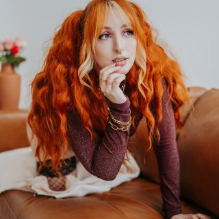 1000000904b93ec84781ff19d9