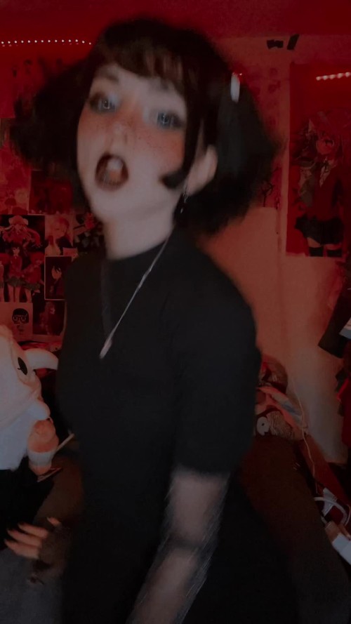 1000001863516834f664b33403.mp4