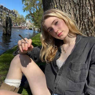 1000005956e378f900594fc956