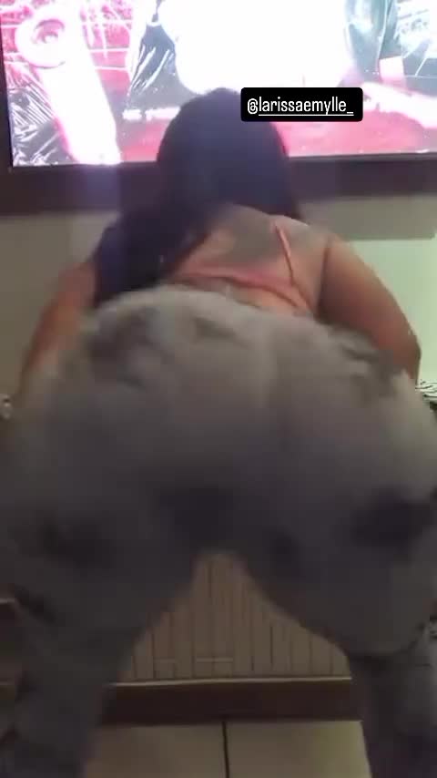 1000007947b4d5590d79c10d48.mp4