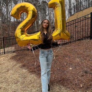 100000817352a09c855981cb70