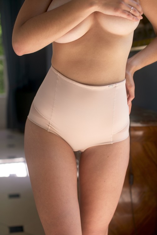 1000008393d0691c8a5520a638.jpg