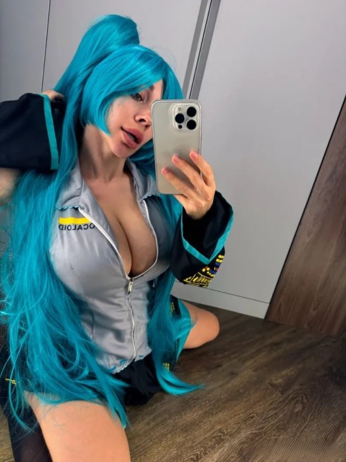100001283997068c128fcd68a0.jpg
