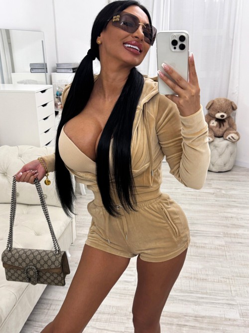 100001463572364bfb6c56a66d.jpg