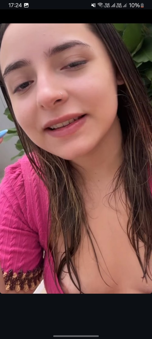 100001851515cd597bcfdeba53.jpg