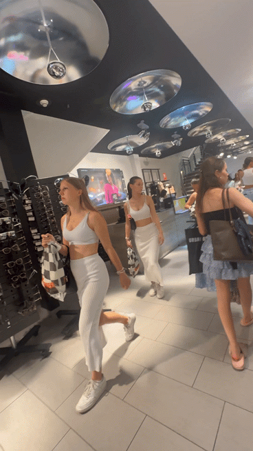 10000291649a1b0a704182fb1b.gif