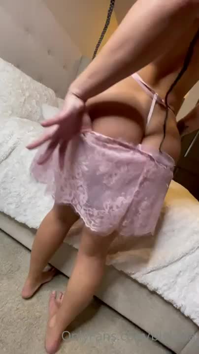 1000045548f3a16d6669df8c4d.mp4
