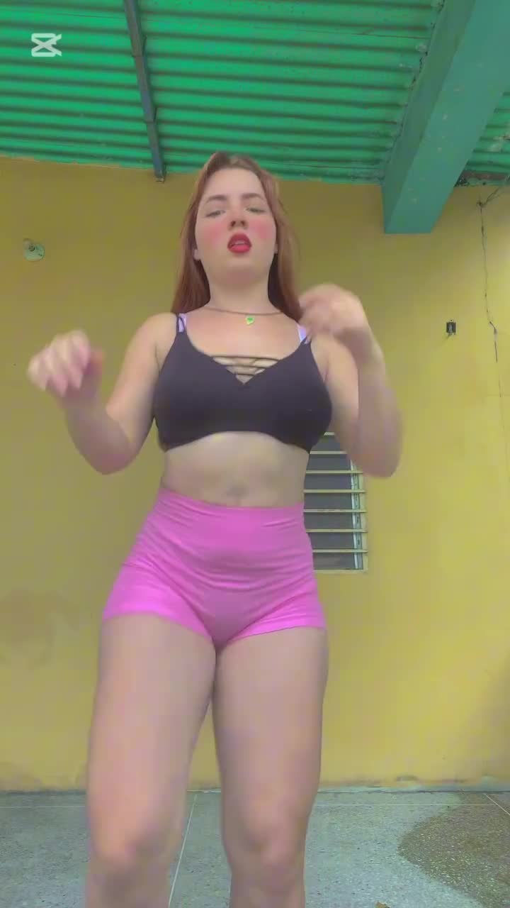 10000542339472d7868c9f8540.mp4