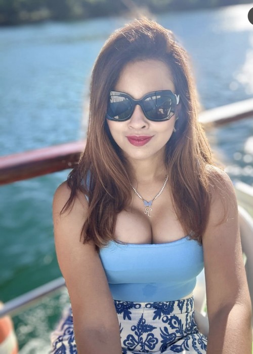 10000698816d754d863ec0fc7fb8babe2eef786460.jpg
