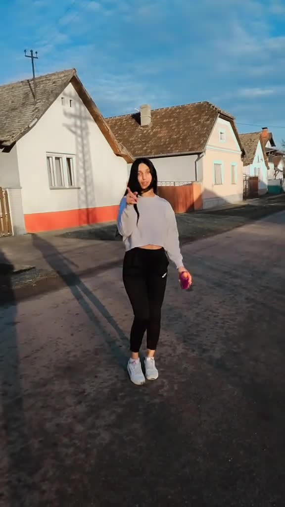 100007761621376b7cbce0eb36.mp4