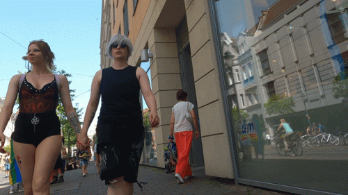 1000085732604d6aaf25547aaf.gif