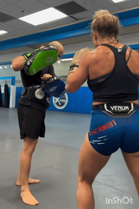 1000089054941749f0fb297987.gif
